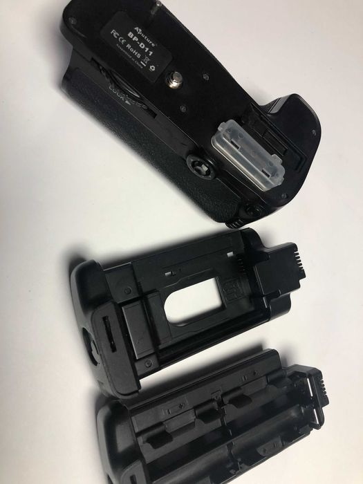 Батарейный блок Nikon BP-D11 для Nikon D7000 и MK-D7100 Nikon D7100