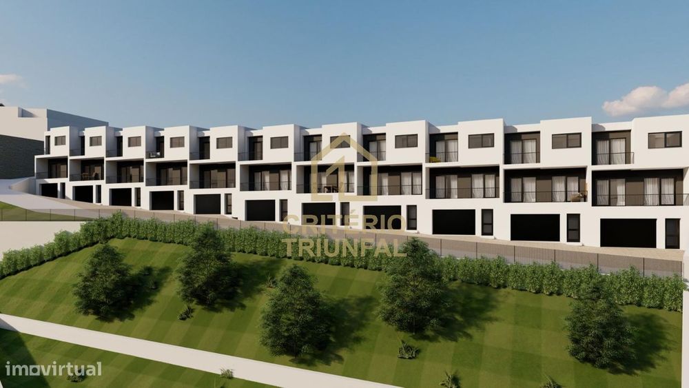 Moradia em Banda T3 em Louredo Fração A