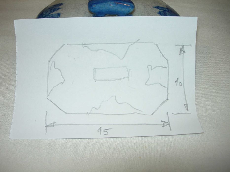 Tampa de terrina.  Porcelana. Medidas nas fotos.