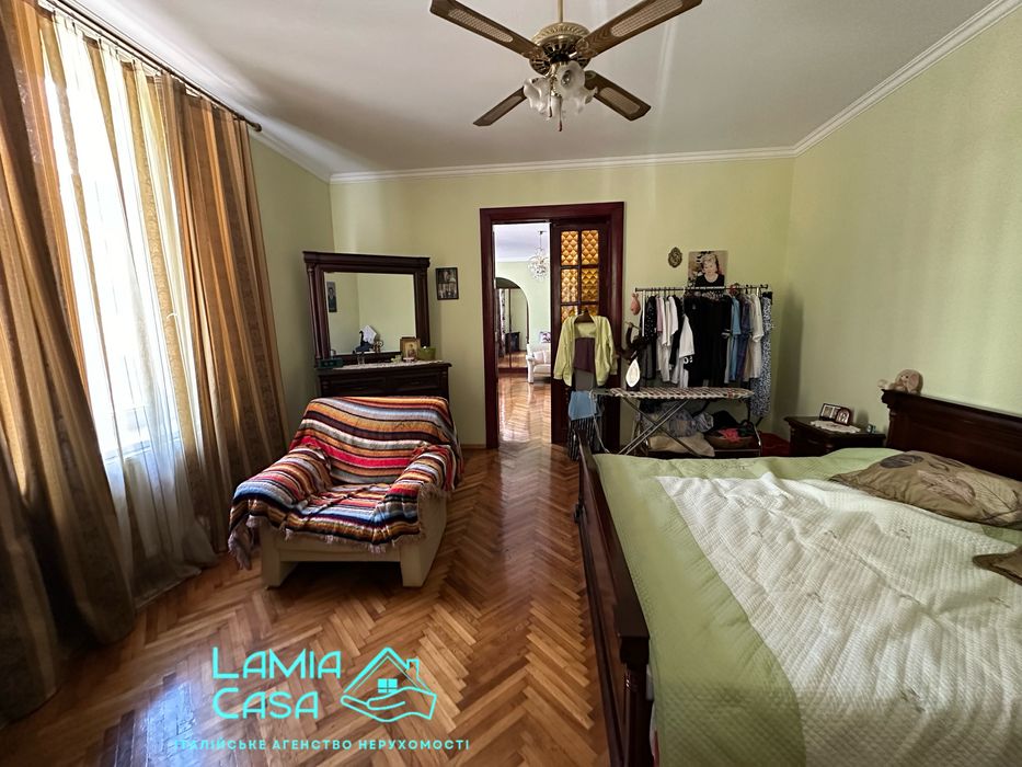 Продаж 3 кімнатноі квартири напроти парку Шевченка