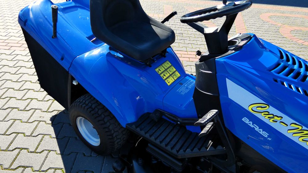 Traktorek kosiarka Castelgarden Briggs&Stratton 2 Cylindry (300901.6) - Baras