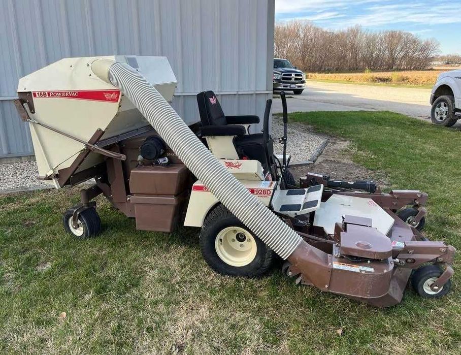 Kosiarka profesjonalna Grasshopper, diesel Kubota 28KM, WOM, kosz 453L