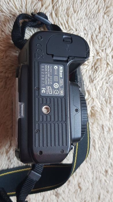 Шикарний Nikon D90  8k.Як новий.
