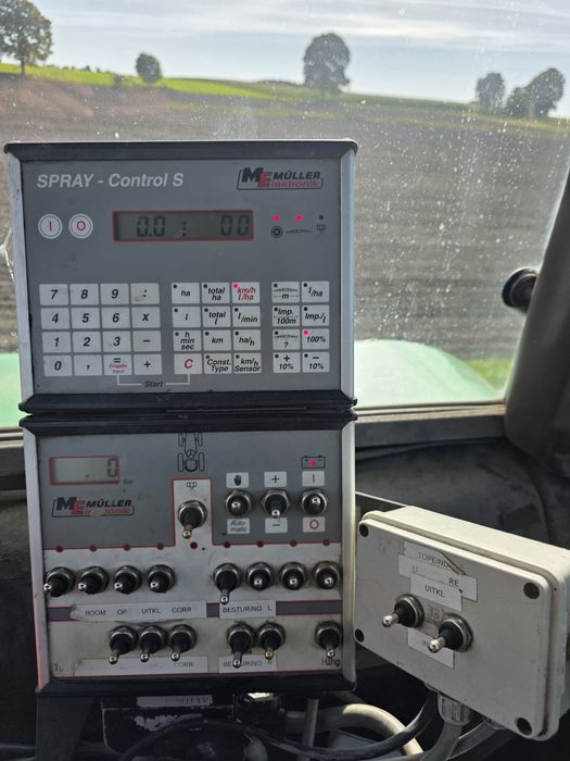 Opryskiwacz 4000 CHD 18-27m