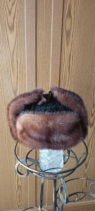 Норкові шапки , ціна за всі