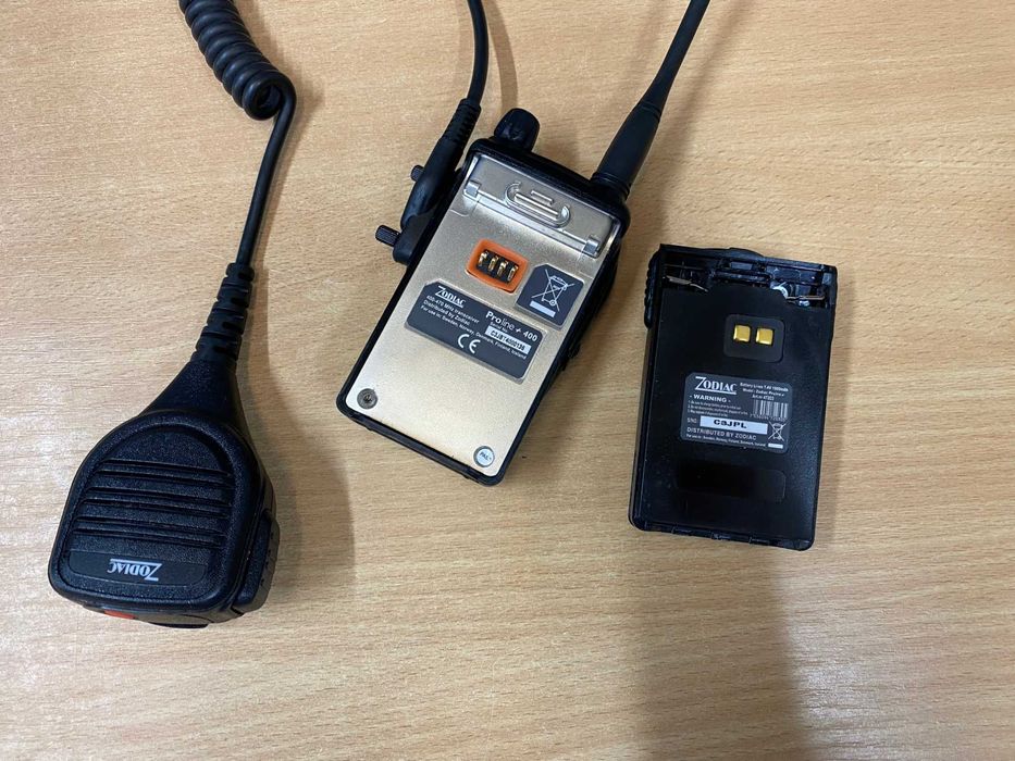 Profesjonalny radiotelefon Zodiac Proline+ 400 UHF + Gruszka