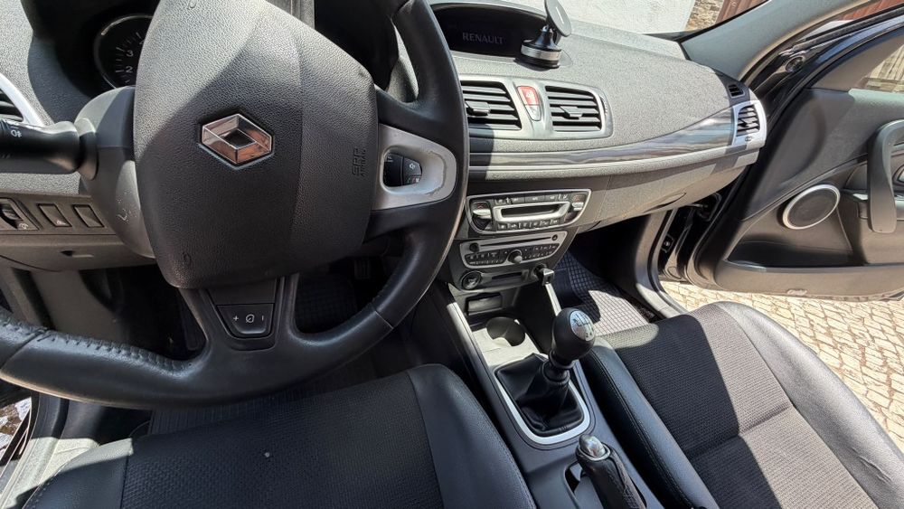 Renault Mégane — fotografia 12