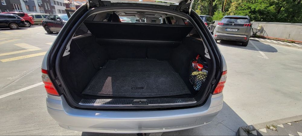 Продаж Mercedes E 2006