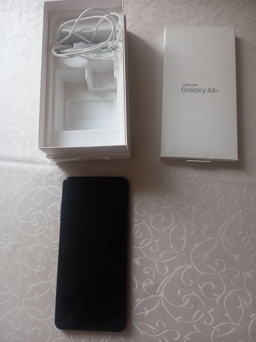 Продам телефон Samsung A8 plus 2018