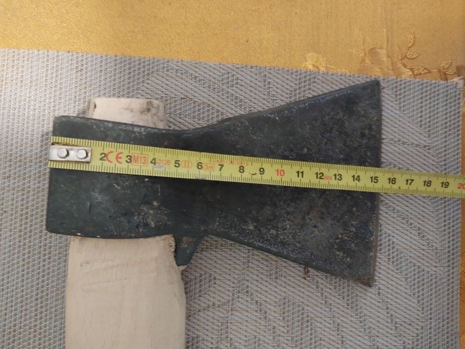 Топор новий.(сокира)