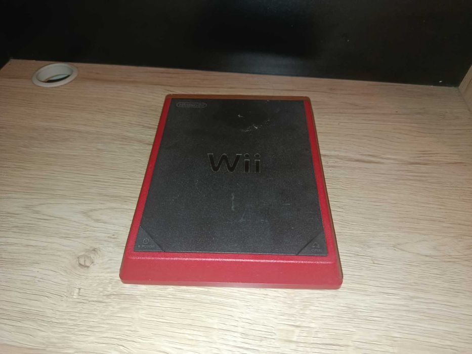Wii mini vermelha
