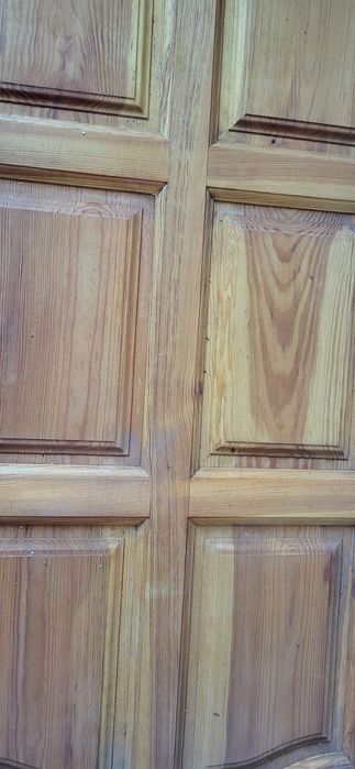 Двері з натуральної сухої деревини