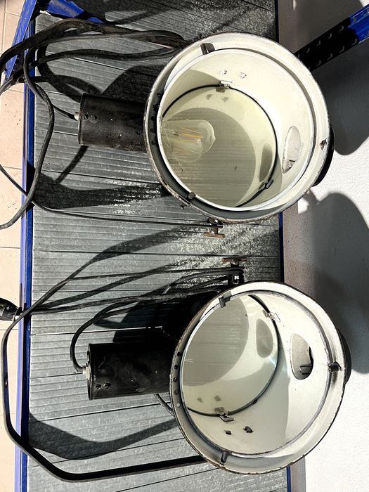 Par de lanternas sec. XX