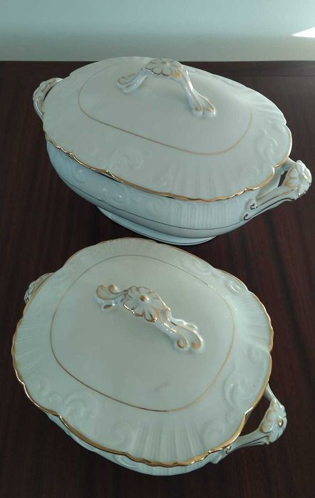 Selling Vista Alegre Dinner Service64751300765953124
