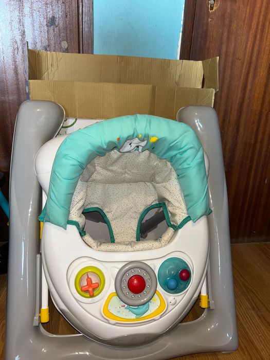 Andador Novo de bebe