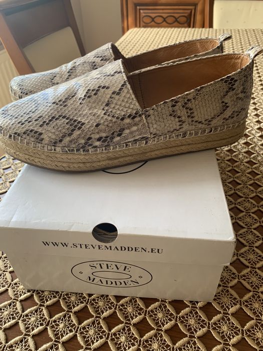 Espadryle Steve Madden — roz. 39. skórzane , wzór skóra węża