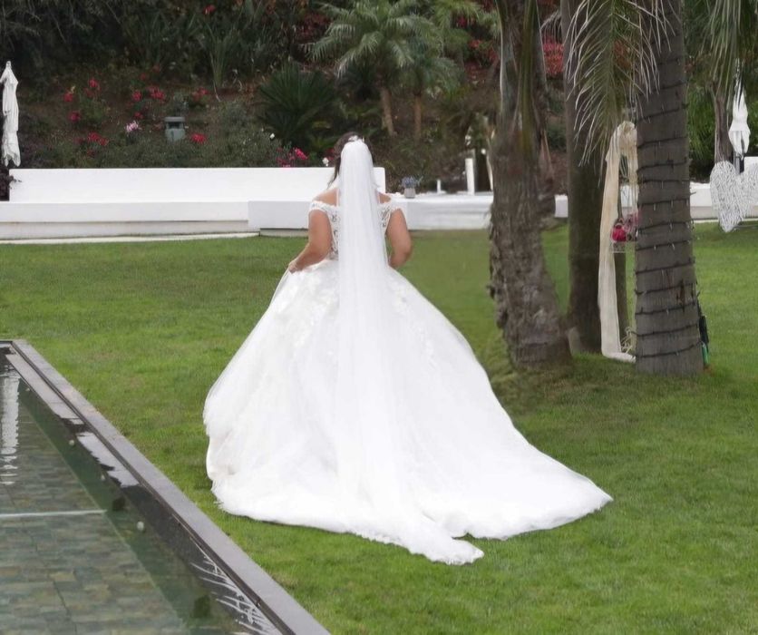 Vestido de Noiva + Véu