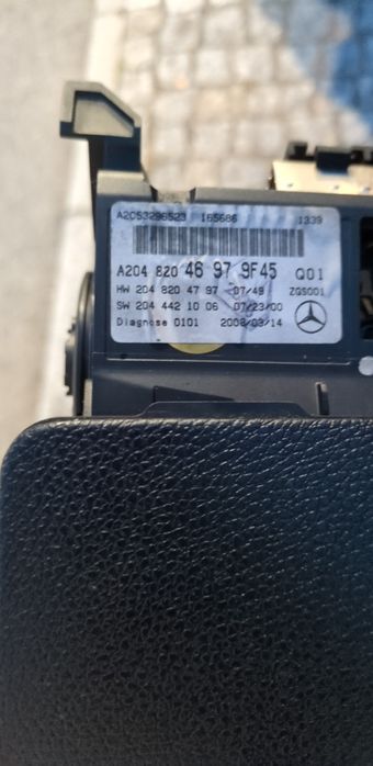 Ecrã rebatível Mercedes