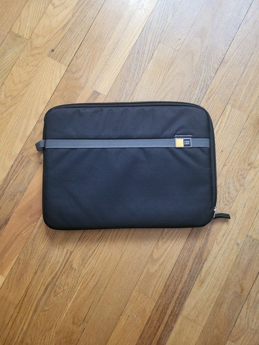 Чехол сумка для нетбука Case Logic ELS-111 (Black)