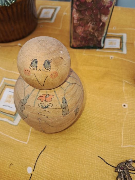 Boneca de madeira