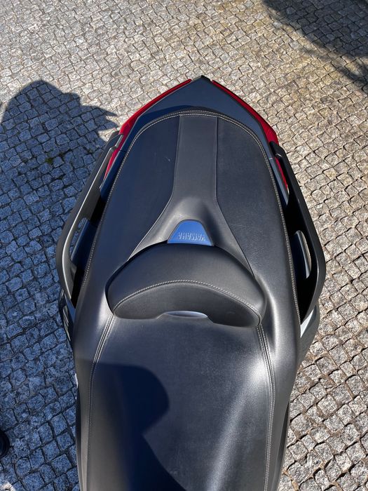 Yamaha X-Max 400