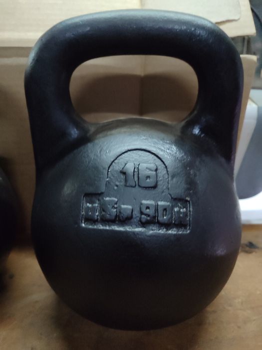 Гири 8кг16кгКЛЗ.24кгКЛЗ.32кг .спортивная