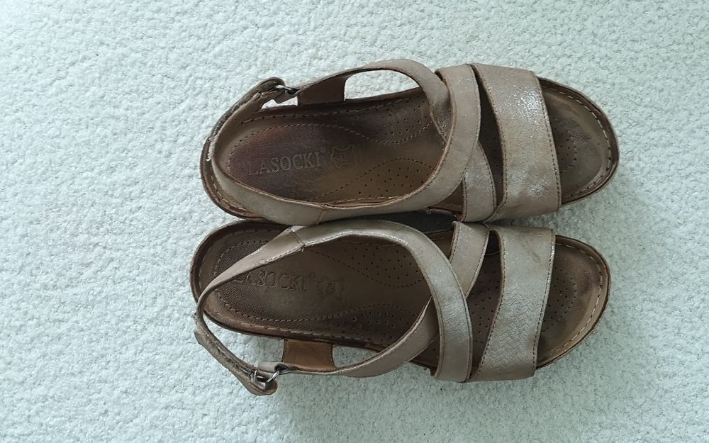 Sandały beżowe 38 Lasocki wkładka 24,5 koturny platforma  24hm