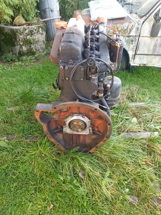 Silnik ursus c385 / zetor 8011