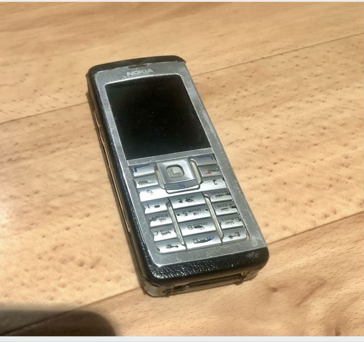 Раритетна Nokia E60