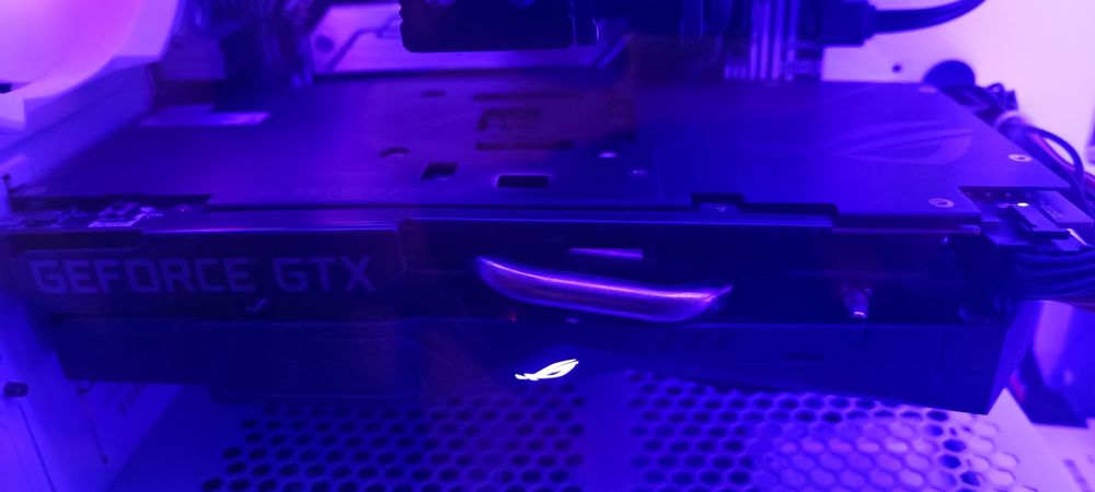 Gtx 1660 super ASUS ROG STRIX