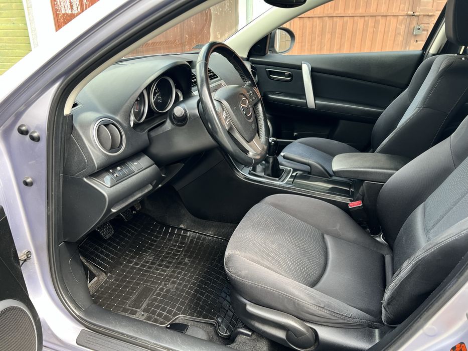 Mazda 6 1,8 benzyna.Zadbana.Świeży przegląd.