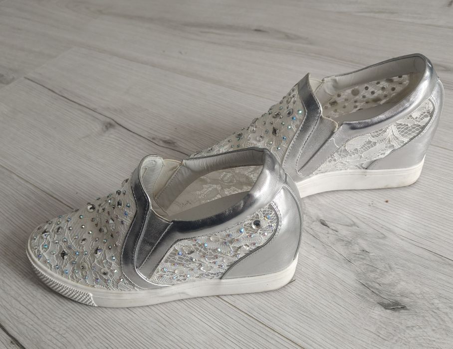 Buty damskie na platformie 40