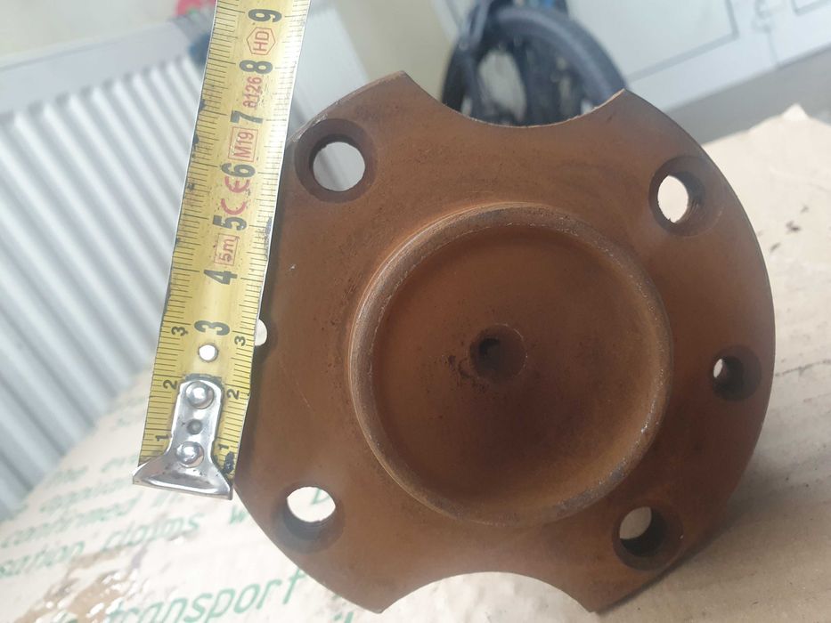 Piasta Fiat 126 p Maluch do Przyczepki