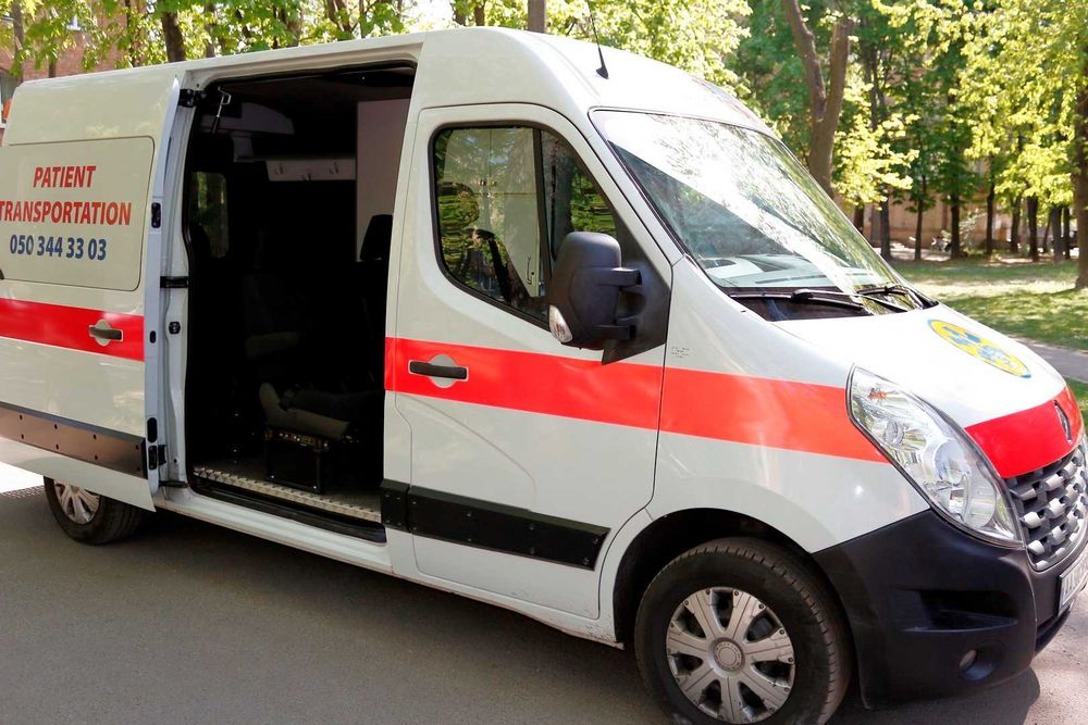 Продам авто швидкої допомоги Renault Master 2014