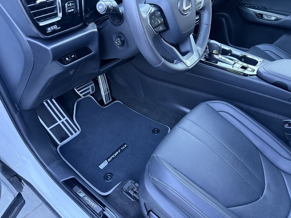 Lexus NX 350 fsport ідеал, нефарбований
