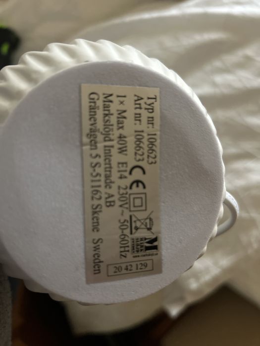 Candeeiro de quarto branco