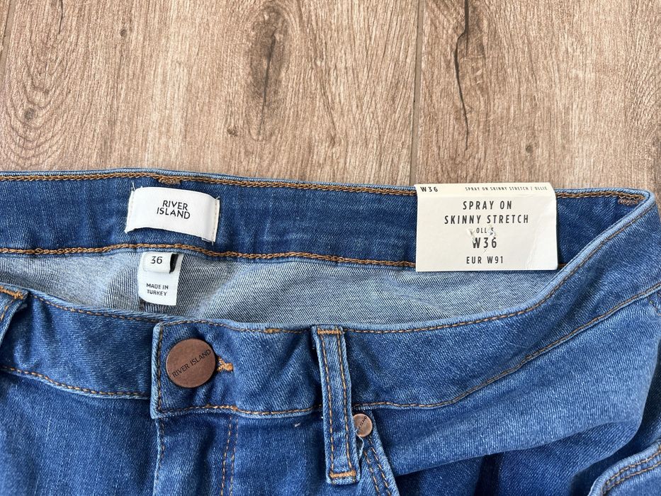 Spodenki jeans rozmiar 36/38 River Island