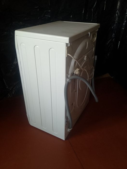 Продам пральну машину  Whirlpool