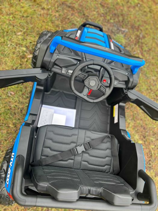 Auto na akumulator Pojazd 4x4 Buggy UTV 2000M Racing Samochód