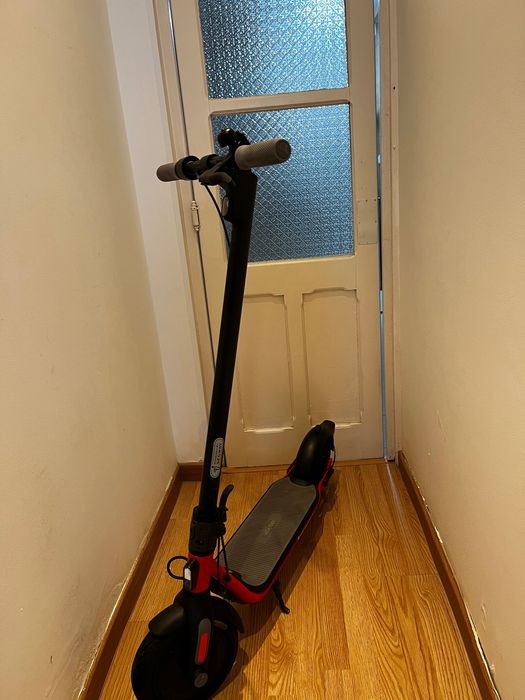 Trotinete ninebot  kickscooter D18E