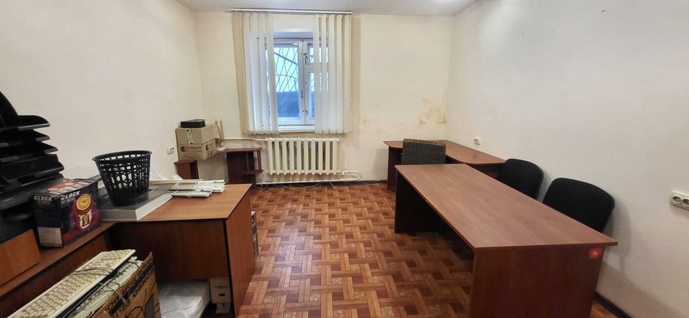 Оренда ЦОКОЛЬНОГО приміщення вул. Рекордна, БЕЗПЕЧНЕ місце роботи.