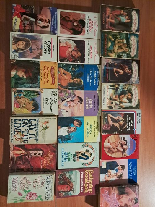 Romances bolso em inglês,Mills & Boon, A Candlelight  ecstasy romance