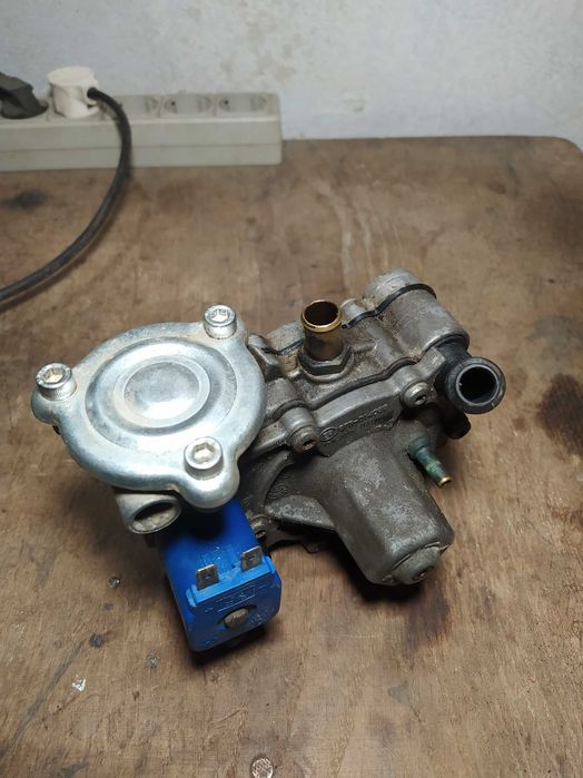 Газовий редуктор Томасетто АТ09