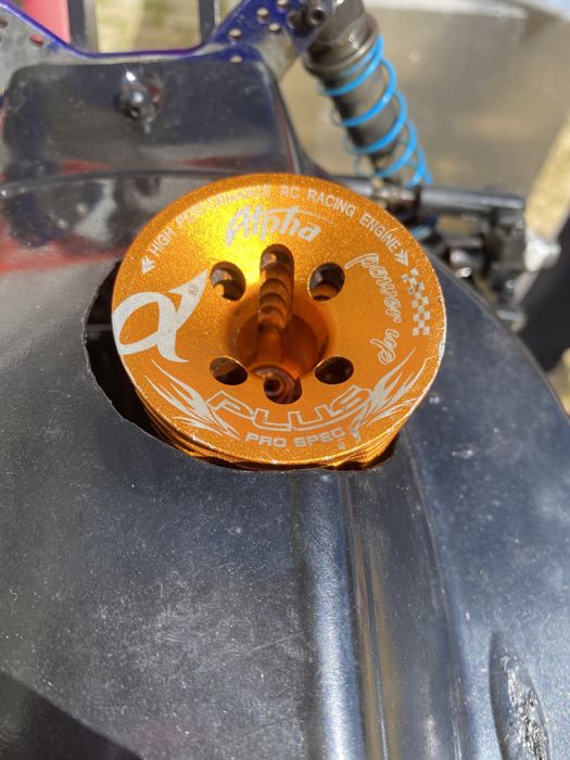 Carrinho telecomandado a Gasolina