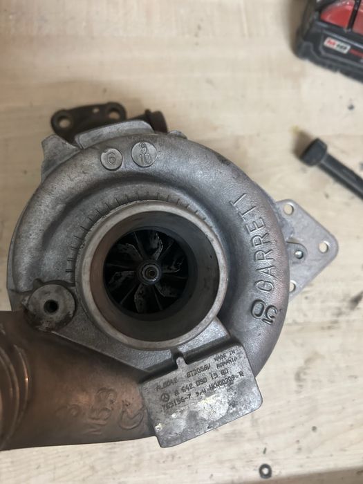 Турбина на мерседес E клас 3.0 дизель