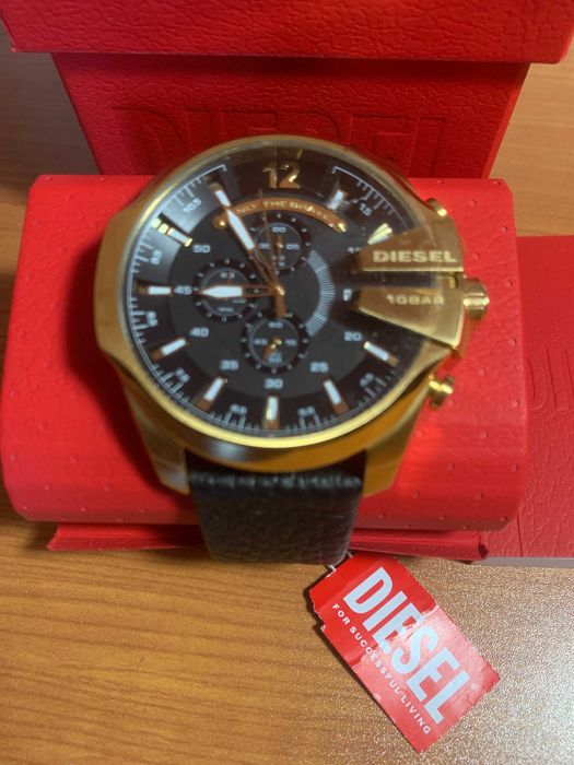 Relógio Diesel Preto & Dourado