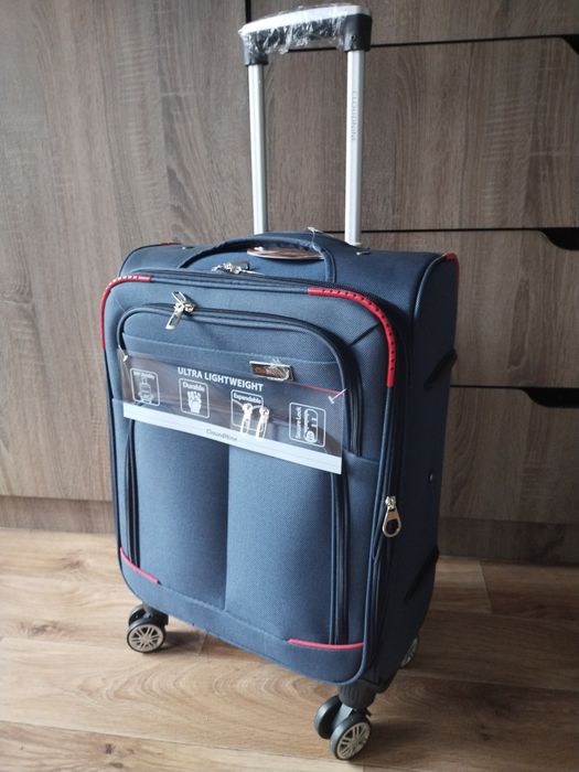 Тканевый новый чемодан размер S