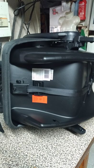 Carrinho de bebé Kinderkraft  Moov  3 em  1 com cadeira Auto ( Ovo )