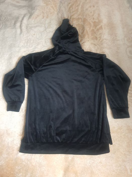 Dres damski welurowy czarny rozm. L