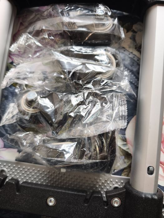 Plataforma elevatória dobrável, até 75 kg, em alumínio, para transporte de objetos